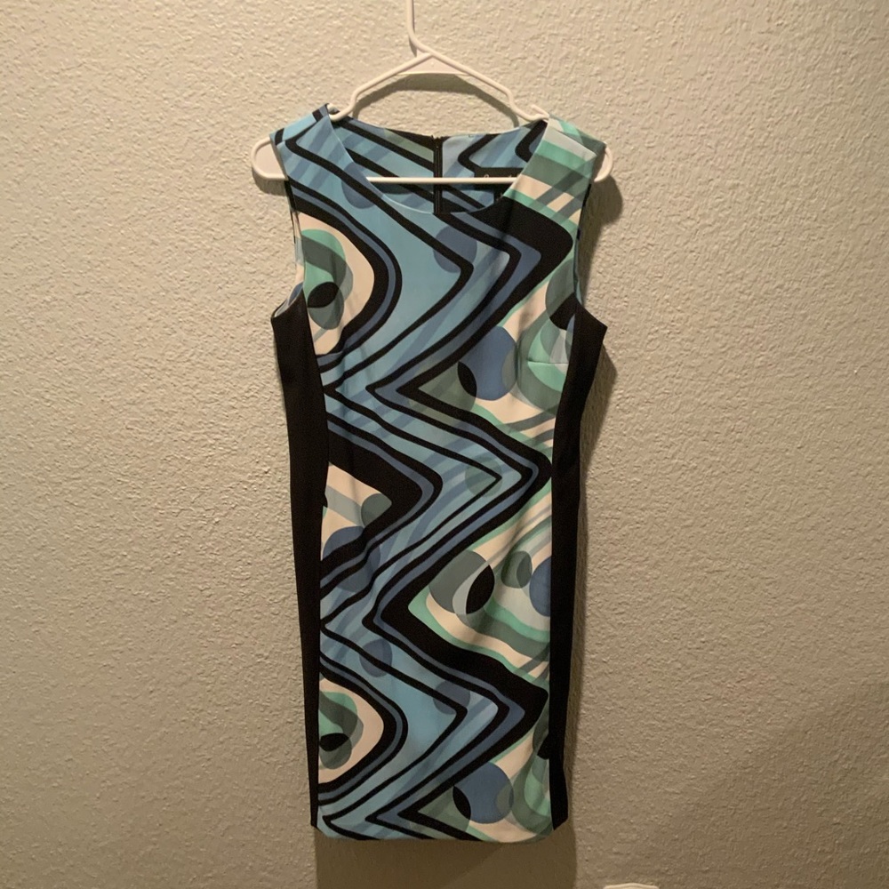 Women’s dress size 8
